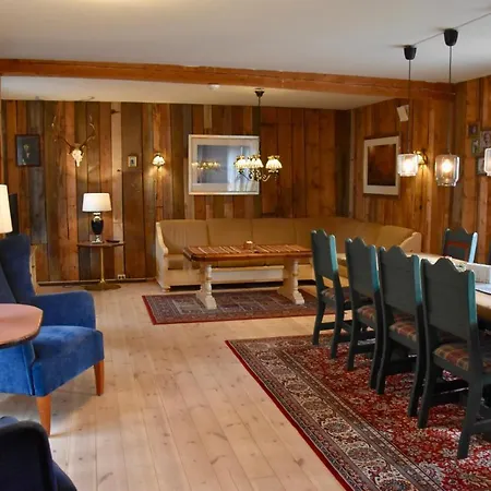 Nedre Stensgarden Daire Røros